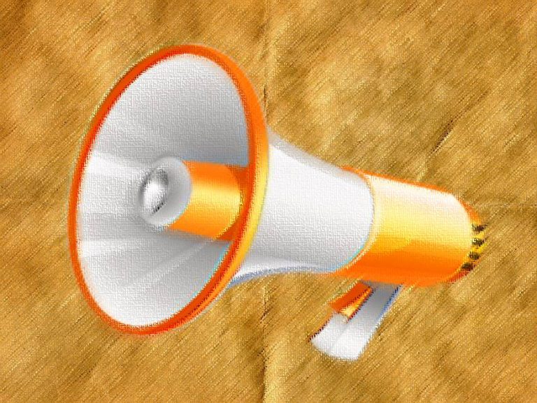 Populism: the pure people versus the corrupt elite